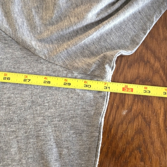 Torrid Gray Long Sleeve Graphic Tee 5X, NWOT - Picture 5 of 8